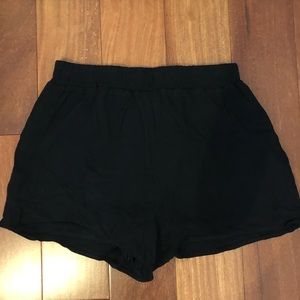 black flowy shorts